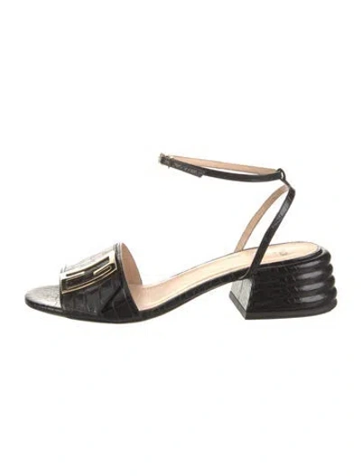Pre-owned Fendi Zucca Ff Logo Embossed Leather Sandals In Brown
