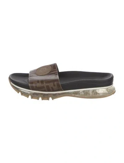 Pre-owned Fendi Zucca Ff Logo Graphic Print Slides In Brown