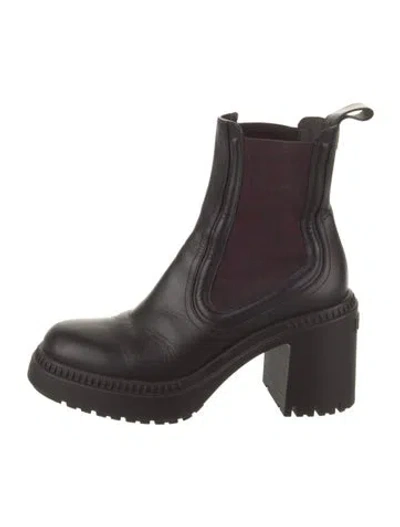 Pre-owned Fendi Zucca Ff Logo Leather Chelsea Boots In Black