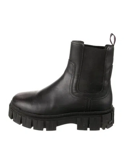 Pre-owned Fendi Zucca Ff Logo Leather Chelsea Boots In Black