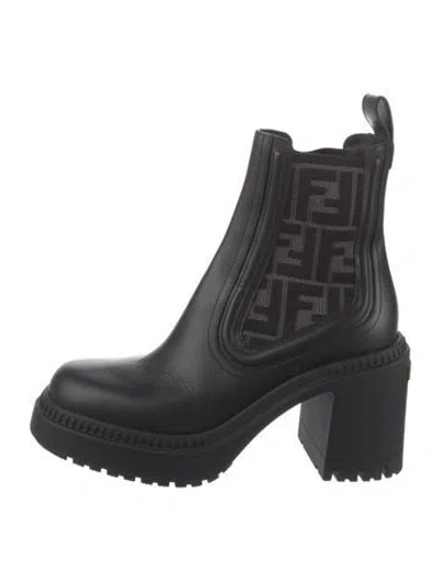 Pre-owned Fendi Zucca Ff Logo Leather Chelsea Boots In Black