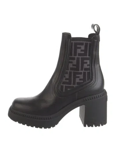 Pre-owned Fendi Zucca Ff Logo Leather Chelsea Boots In Black