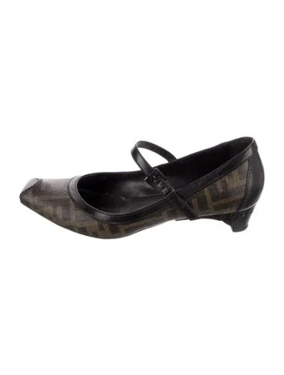 Pre-owned Fendi Zucca Ff Logo Leather Mary Jane Flats In Brown