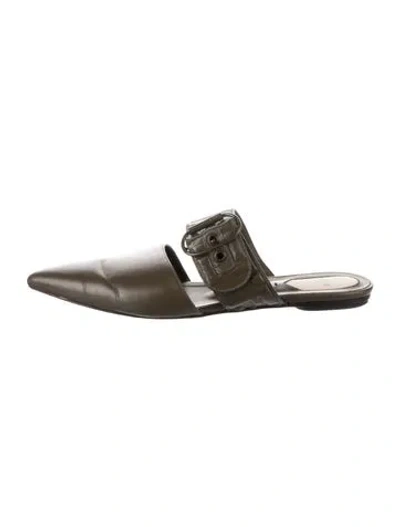 Pre-owned Fendi Zucca Ff Logo Leather Mules In Green
