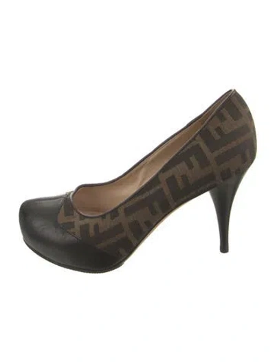 Pre-owned Fendi Zucca Ff Logo Leather Pumps In Brown