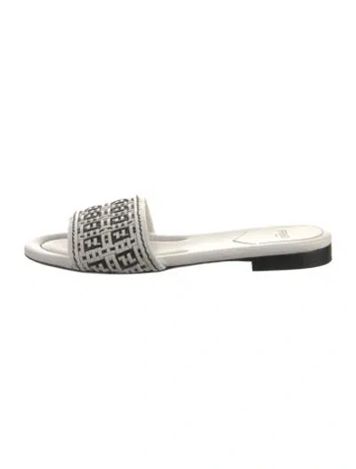 Pre-owned Fendi Zucca Ff Logo Leather Slides In White