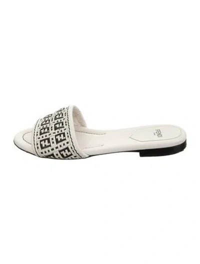Pre-owned Fendi Zucca Ff Logo Leather Slides In White
