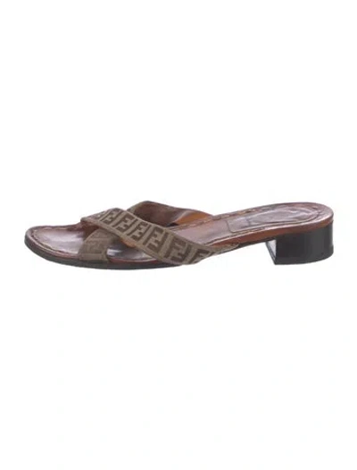 Pre-owned Fendi Zucca Ff Logo Patterned Slides In Brown