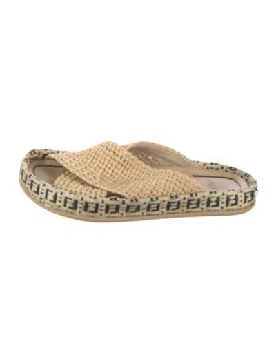 Pre-owned Fendi Zucca Ff Logo Raffia Slides In Neutral