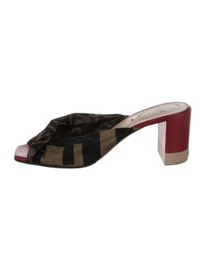 Pre-owned Fendi Zucca Ff Logo Slides In Burgundy