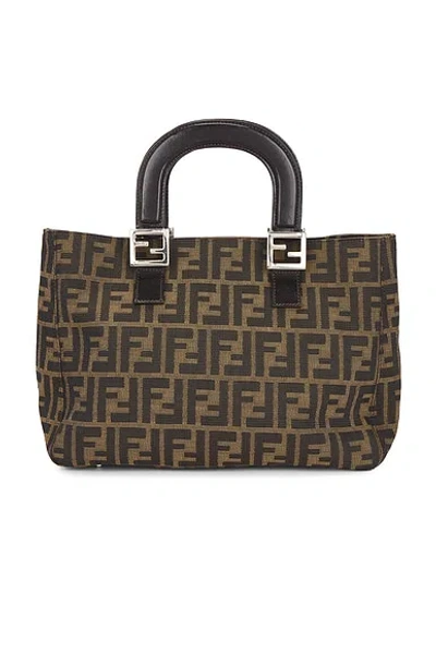 Pre-owned Fendi Zucca Handbag In Brown