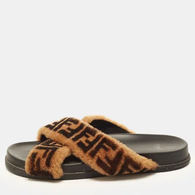 Pre-owned Fendi Zucca Size 41 Brown Shearling Fur Criss Cross Flat Slide