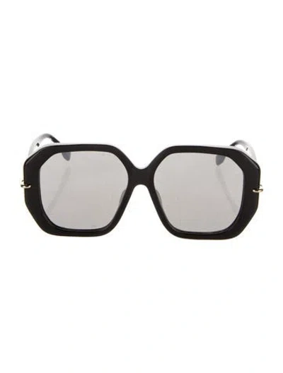 Pre-owned Fendi Zucchino Ff Logo Oversize Sunglasses In Black