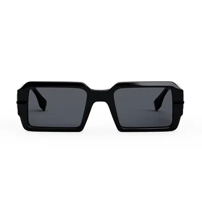 Fendi Fe40073u 01a Rectangle Sunglasses In Black