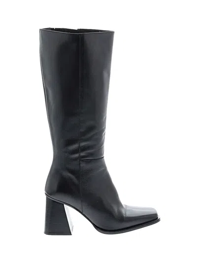 Pre-owned Feners Boots In Black