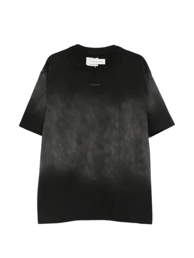 Feng Chen Wang Faded-effect Logo-patch T-shirt In Black