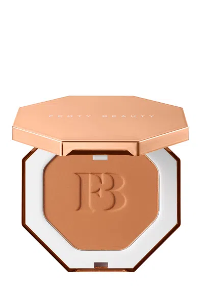 Fenty Beauty Sun Stalk'r Instant Warmth Bronzer, Bronzer, Bajan Gyal