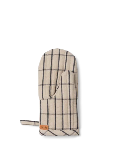 Ferm Living Hale Oven Mitt In Neutral