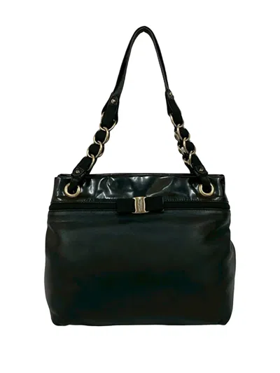 Pre-owned Ferragamo 2000-2026 Leather Vara Bow Shoulder Bag In Black