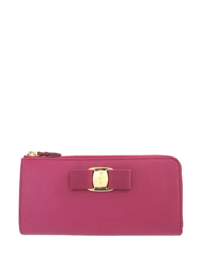 Pre-owned Ferragamo 2000-2026 Leather Vara Bow Zip Wallet Long Wallets In Pink