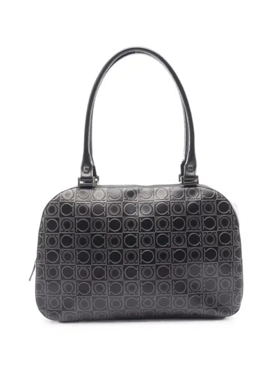 Pre-owned Ferragamo 2000s Gancini Embossed Tote Bag In ブラック