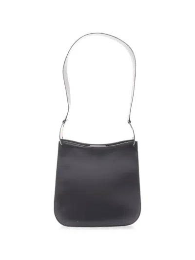 Pre-owned Ferragamo 2000s Logo-engraved Shoulder Bag In ブラック