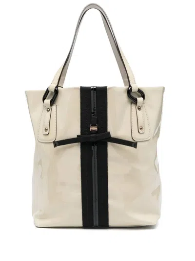 Pre-owned Ferragamo 2010s Bow-detailed Tote Bag In Neutrals