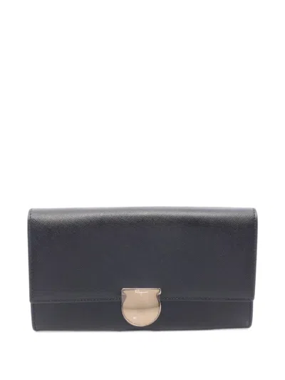 Pre-owned Ferragamo 2010s Logo-detail Wallet In Black