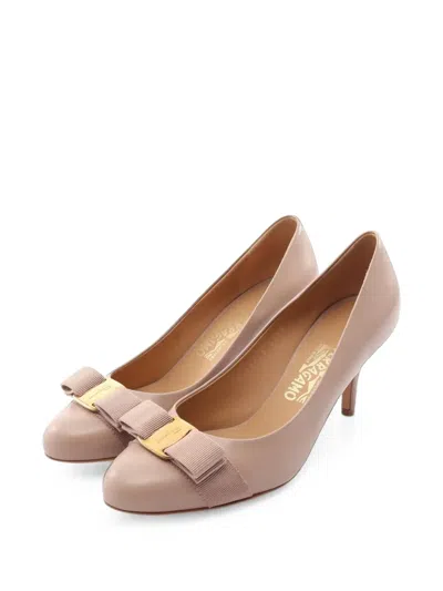 Pre-owned Ferragamo 2010s Vara Bow Pumps In Pink