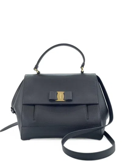 Pre-owned Ferragamo 2015-2020 Vara Bow Handbag In Black