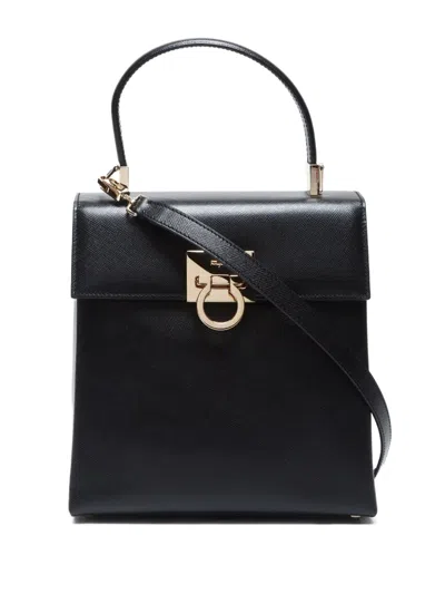 Pre-owned Ferragamo 2021 Gancini Shoulder Bag In 黑色