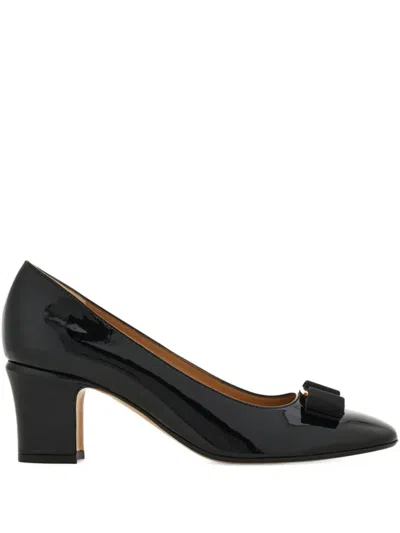 Ferragamo Carla 70 Naplak Vara Bow Pump In Black