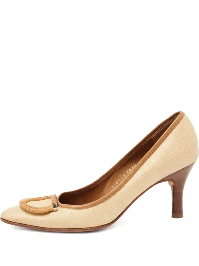 Pre-owned Ferragamo 90mm Gancini Pumps In Neutral