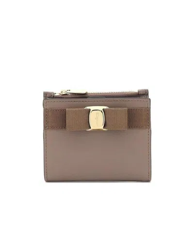 Ferragamo A Half-fold Wallet Decorated With A Bow In Gray
