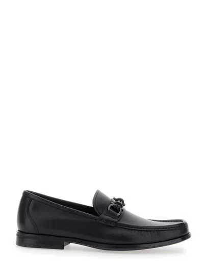 FERRAGAMO ALAIN BLACK LOAFERS WITH ALMOND TOE AND GANCINI ON THE FRONT IN LEATHER MAN
