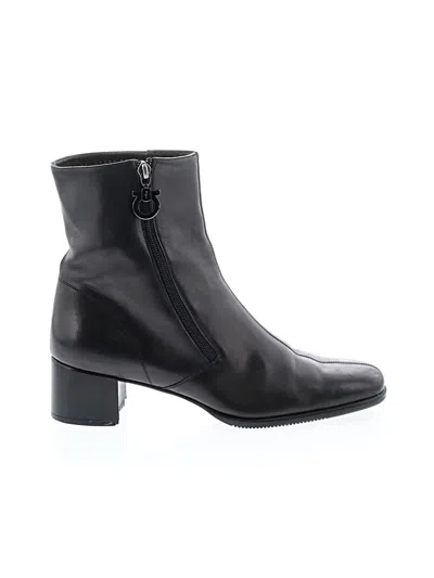 Pre-owned Ferragamo Ankle Boots In Black