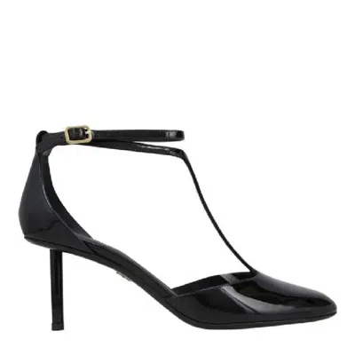 Ferragamo Ankle Strap Leather Shoe In Black