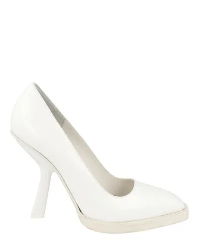 Ferragamo Anser X5 Leather Pumps In White
