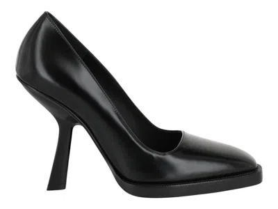 Pre-owned Ferragamo Anser X5 Pumps (women's) Sneakers In Black