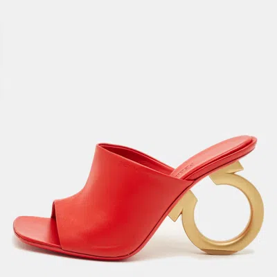 Pre-owned Ferragamo Astro Size 41 Red Leather Slide Sandals