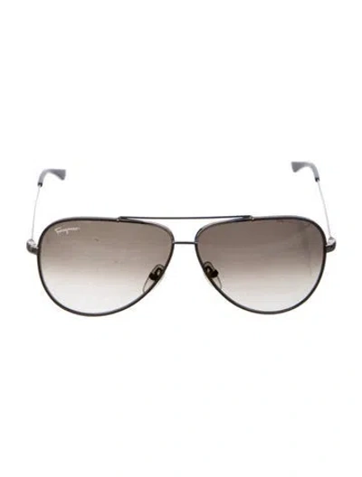 Pre-owned Ferragamo Aviator Gradient Sunglasses In Black