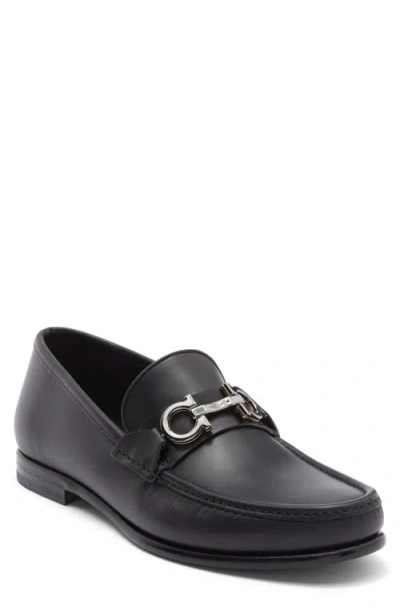 Ferragamo Avril Double Gancio Bit Loafer In Black