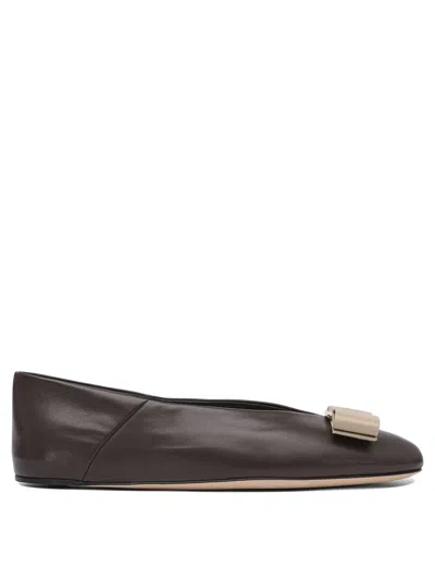 Ferragamo Vanna Vara Bow Leather Ballet Flats In Grey
