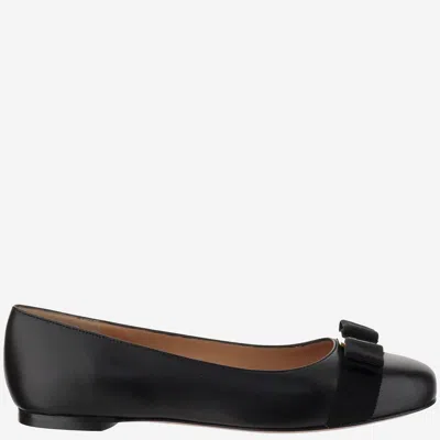 Ferragamo Ballet Flat Varina In Black