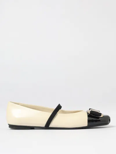 FERRAGAMO BALLET FLAT FERRAGAMO WOMAN COLOR WHITE,H33821001