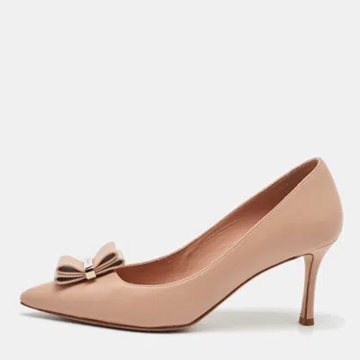 Pre-owned Ferragamo Beige Leather Winnie Pumps Size 36.5 In Sand