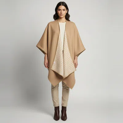 Pre-owned Ferragamo Beige Monogram Wool Reversible Gancini Cape One Size In Sand