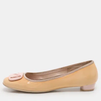 Ferragamo Beige Patent Leather Embellished Ballet Flats In Multi