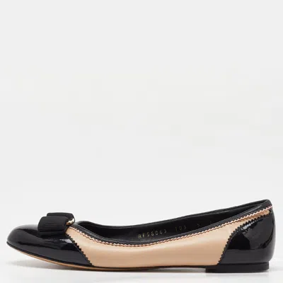 Pre-owned Ferragamo Beige/black Leather And Patent Leather Ballerina Flats Size 35.5