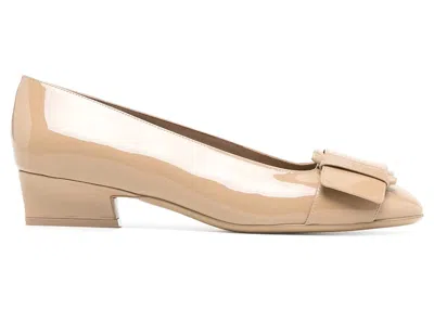 Pre-owned Ferragamo Bessie 30 Pumps (women's) Sneakers In Beige/khaki In Brown